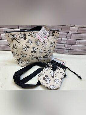 Disney x Daiso ❤️Mickey & Friends lunch tote bag and bottle holder set of 2 New